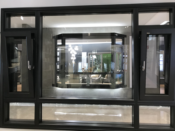 高效隔音門窗哪家好？為你推薦上市品牌伊盾門窗！英倫貴族2