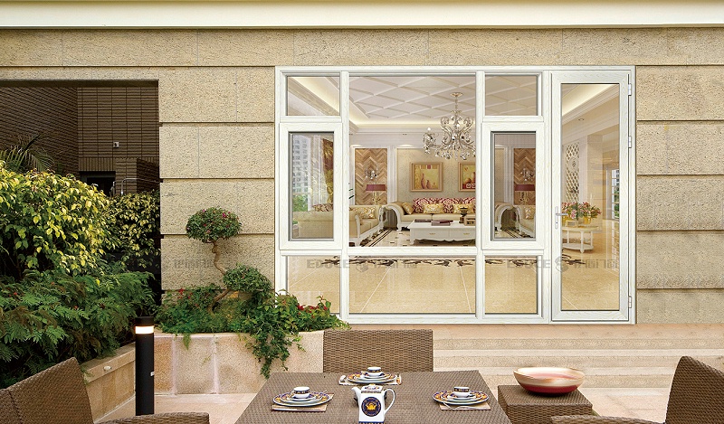 伊盾高效隔音門窗，達成你賺千萬的創(chuàng)業(yè)夢想！柏林時光平開窗-110mm 白橡木