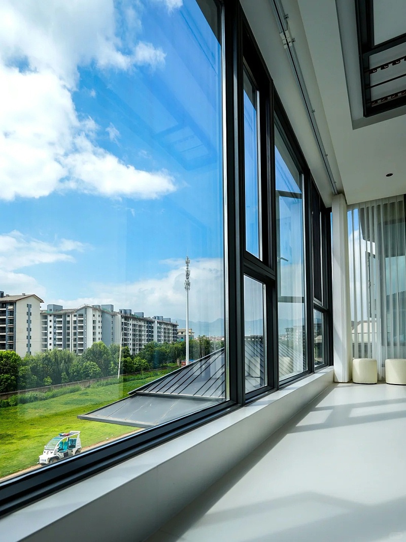 封窗選對(duì)，陽光滿屋??宅家人的夢中情窗_3_伊盾門窗_來自小紅書網(wǎng)頁版